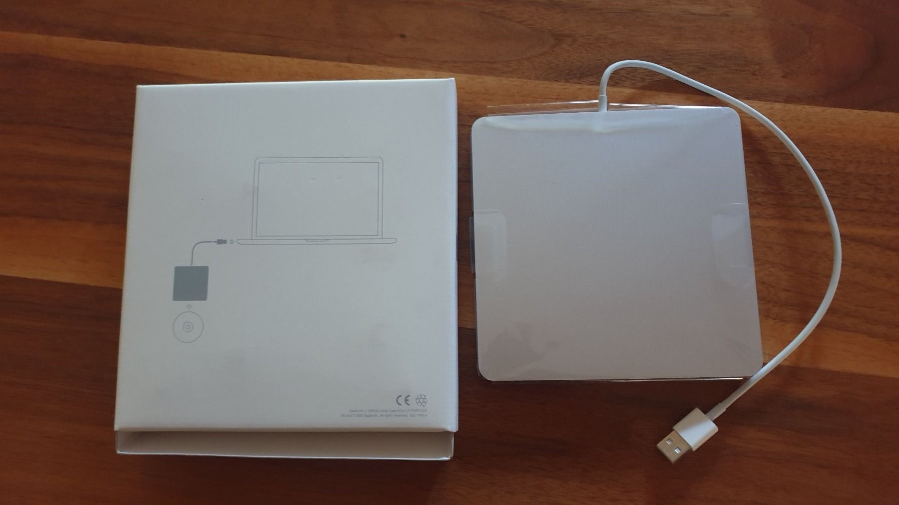 Apple Audio- & Mediensysteme: Apple USB SuperDrive – Neu (gemäss Beschreibung) aus Fehraltorf von  1