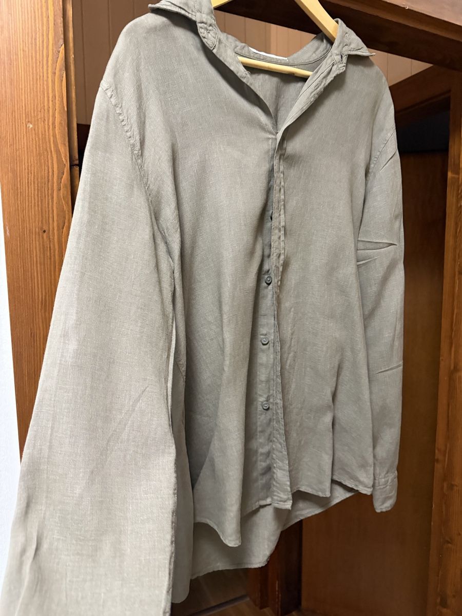 Zara Camicie: Chemise Zara verte kaki – Nuovo (secondo la descrizione) da Granges-Marnand venduto da baj_89l9 2