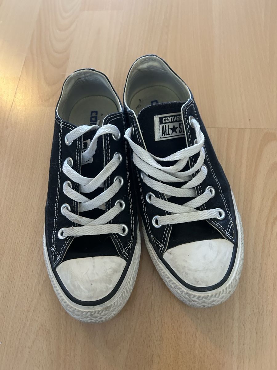 Converse Chaussures hommes: Converse All Star schwarz/weiss Grösse 35.5 – D'occasion à Ostermundigen par HarleyQ3 1