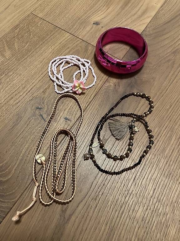 Bracciali & Braccialetti: Diverse Armbänder / Armreifen – Usato da Sevelen venduto da ale_v29l