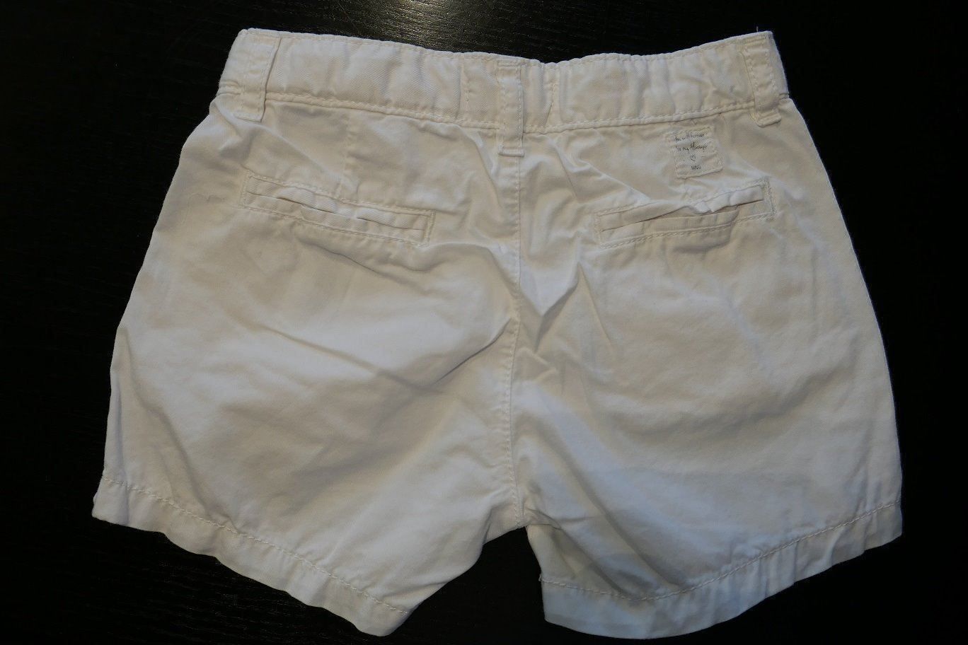 Hosen: Neuwertig: Weisse Shorts von Mango Gr.80 – Neu (gemäss Beschreibung) aus Horgen von Feli39 2