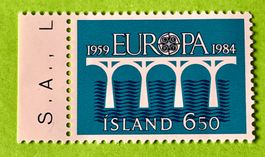 BRIEFMARKEN AUS Island UNGESTEMPELT  Siehe Original Fotos. 