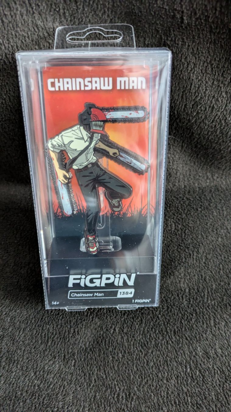 Statuette: FigPin - Chainsaw Man #1384 – Nuovo e nell'imballaggio originale da Obfelden venduto da RCO85