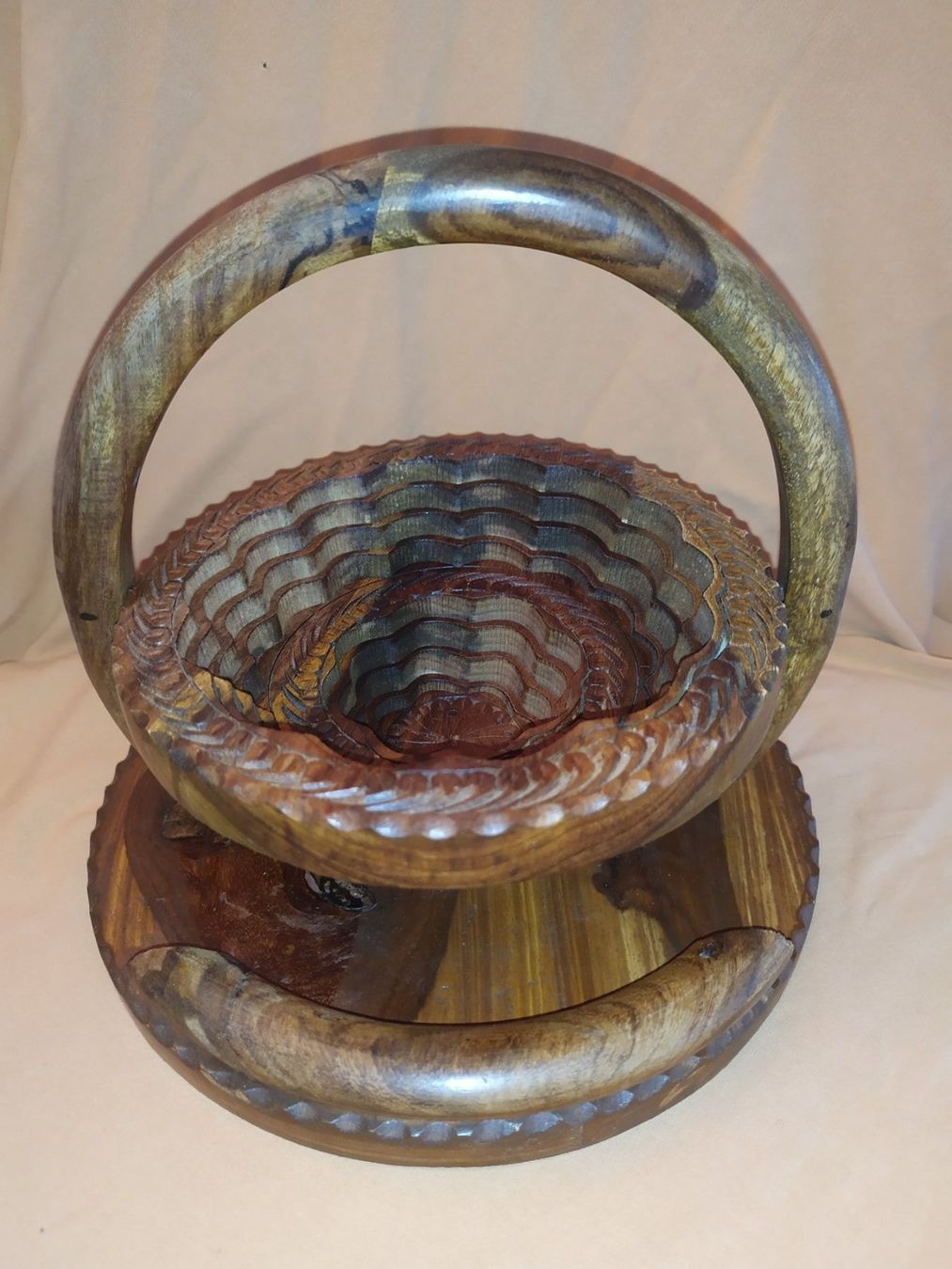Articoli in legno: WOW!!! Eine ZUSAMMENFALTBARE Holzschale? – Usato da Aarau venduto da Unikumlis_ArtBrut 8