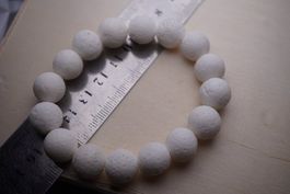 Lava  Weiss    Armband      ab 1.-  Auktion
