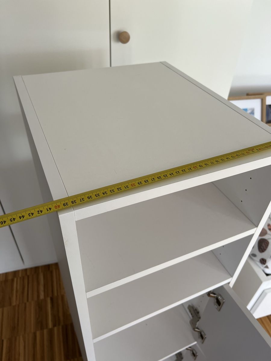 Scaffali: White narrow shelf unit with door 40cm wide – Usato da Birsfelden venduto da mic_v95n 4