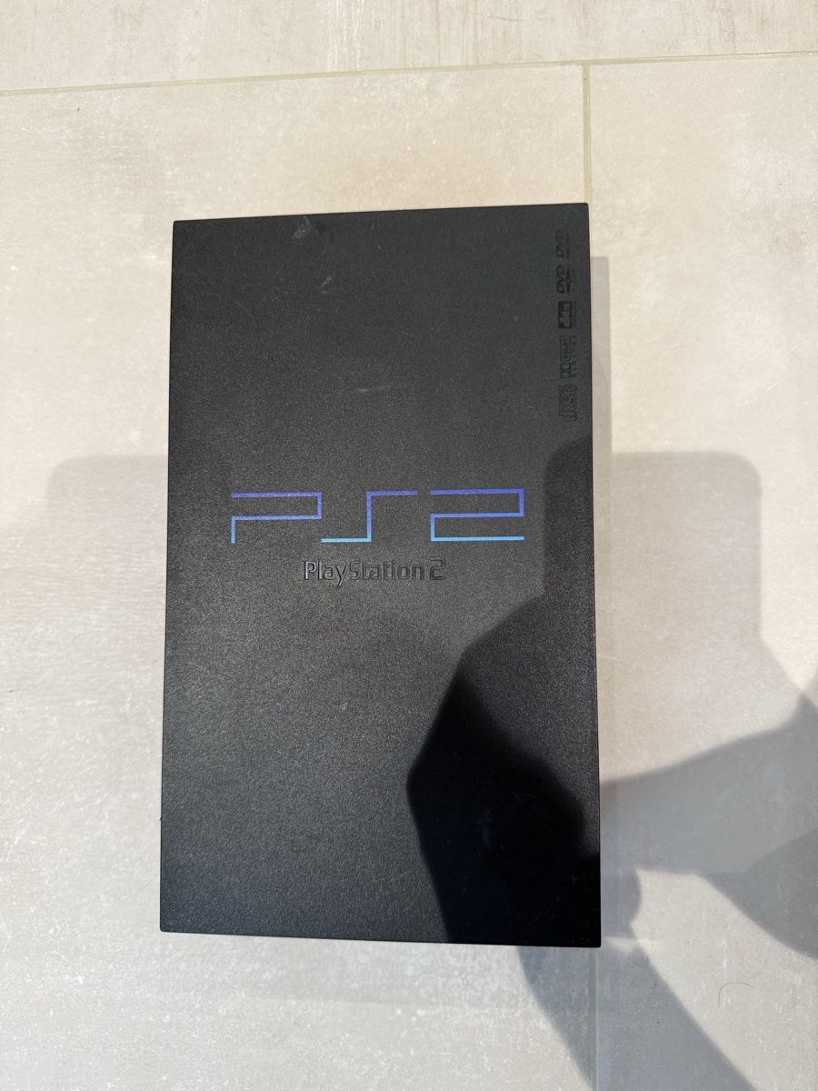 Sony Console: Ps2 Fat guter Zustand – Usato da Däniken SO venduto da pet_hv5v