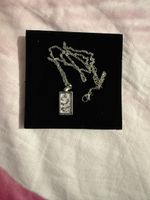 Collier pendentif rectangle motif étoiles et lune 