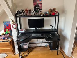 FREDDE Gaming Desk