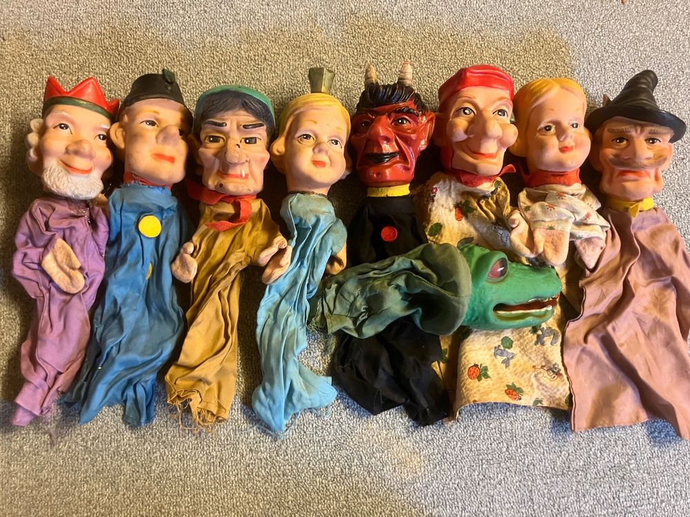 9er Set Handpuppen Märchenfiguren Chasperli Kasperlet (Gebraucht) in ...