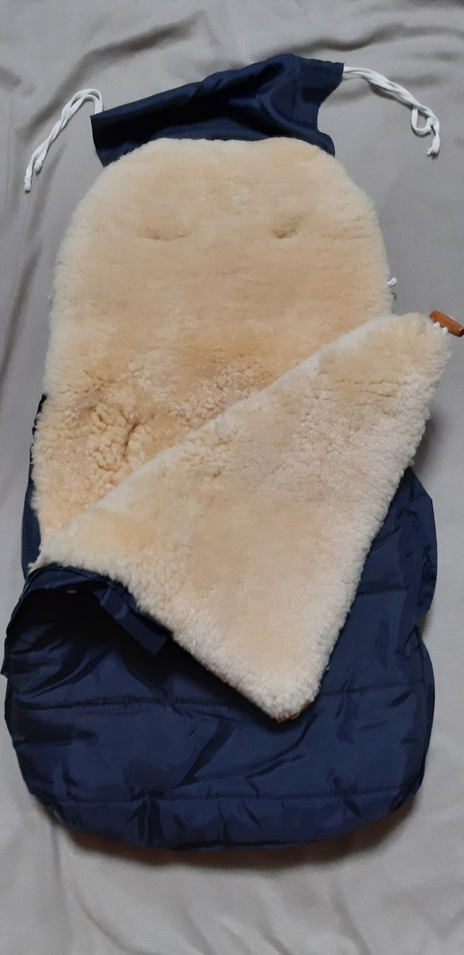Sacs de couchage: Winterfusssack Lammfell, navy – D'occasion à Wiler b. Utzenstorf par ryan81 1