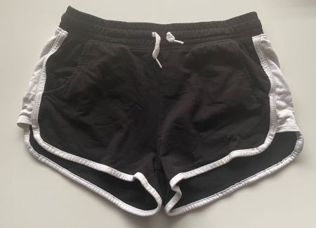 Schwarze Mädchen Shorts von H&M, Grösse 152, Top Zustand!