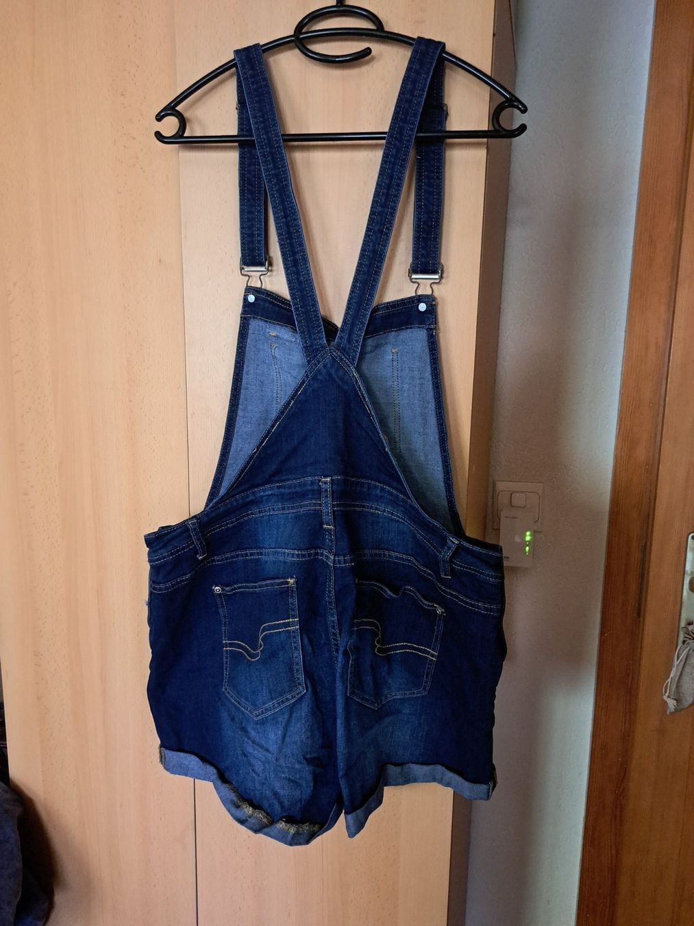 Pantalons: Salopette short en jean bleu – D'occasion à Berlens par luc_2c79 1