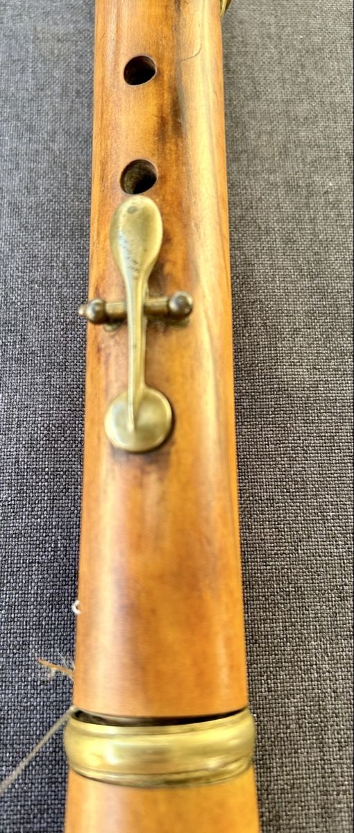 Strumenti musicali: Antike Klarinette aus Holz – Usato da Frauenfeld venduto da Colonia64 5