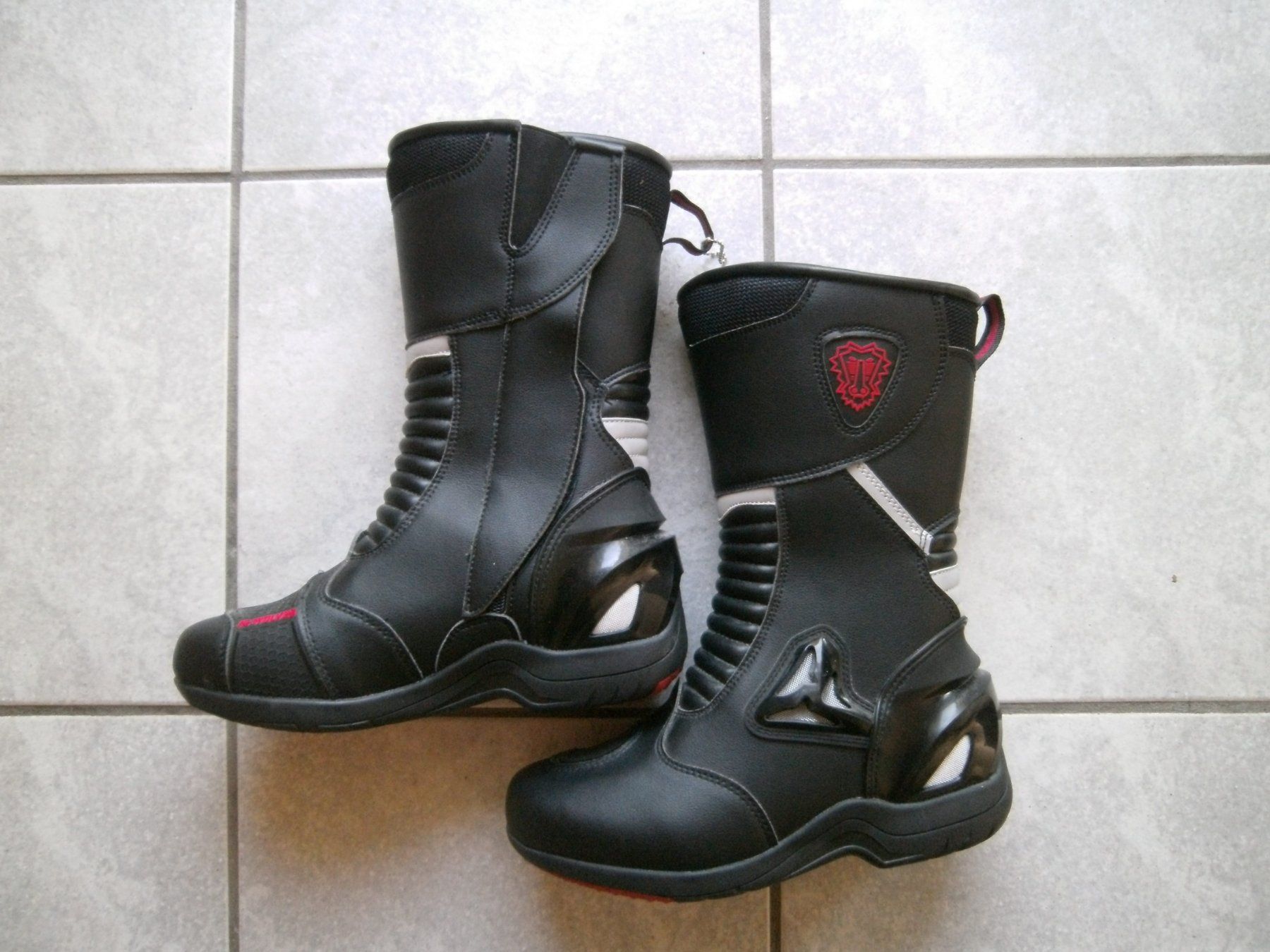 Scarpe da uomo: Bottes de moto de marque JG Wolves GR. 38 – Nuovo (secondo la descrizione) da Moutier venduto da Mouschka 1