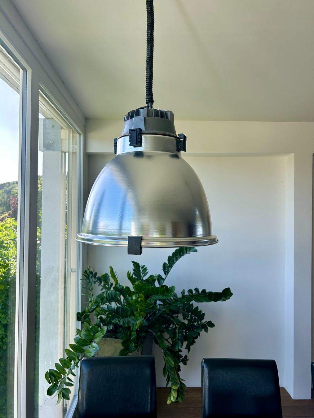 Lampadari & plafoniere: Hängelampen im Industrial-Stil – Usato da Madetswil venduto da Slink 2