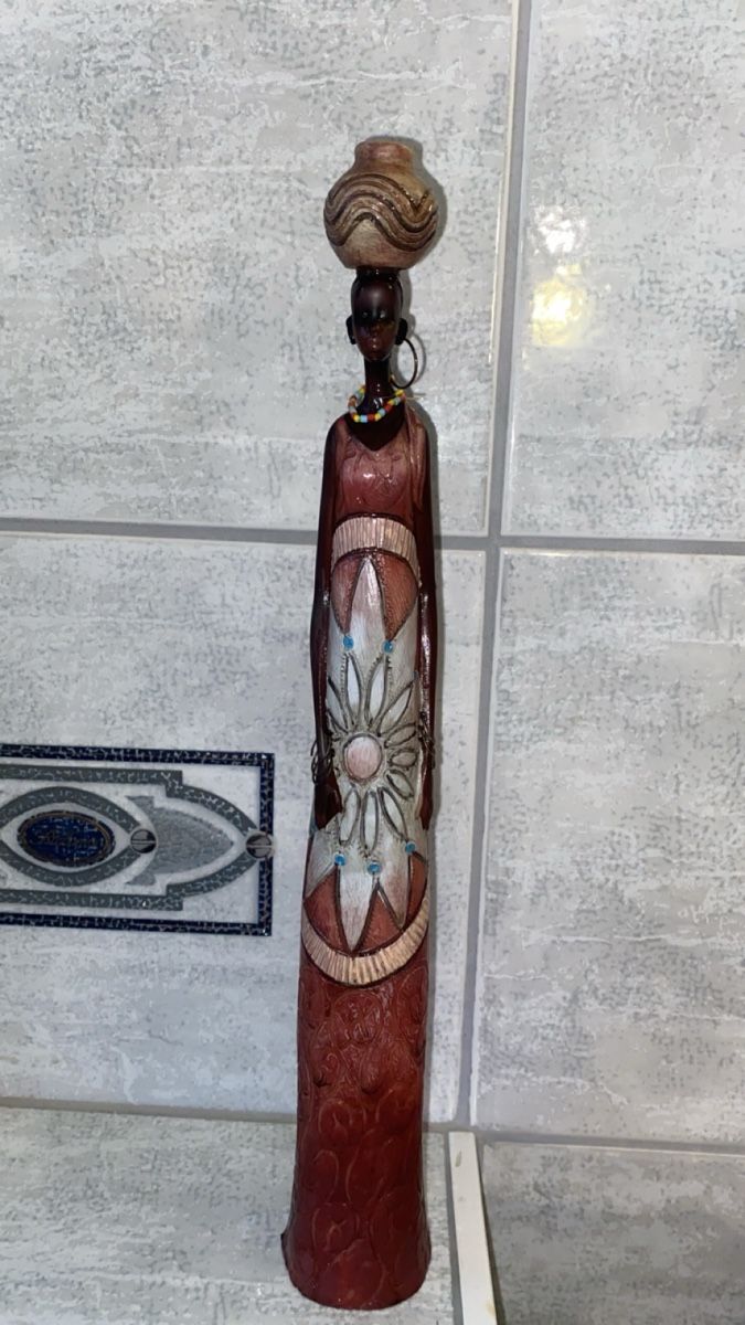 Figuren: Afrikanische Deko Statue, 37 cm hoch – Gebraucht aus Wettingen von vpr_9gz6