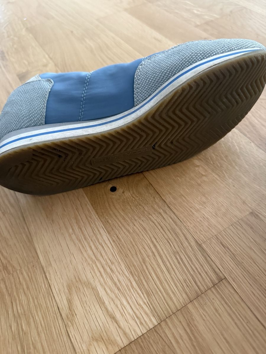 Damenschuhe: Philipp Model Sneaker Damen Grösse 38 blau silber  – Gebraucht aus Küsnacht ZH von KensingtonLV 3