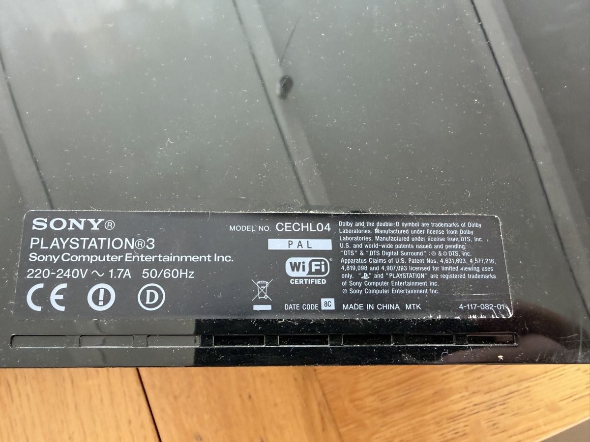 Sony Console: 2 consoles PS3 avec 6 manettes  – Usato da Echallens venduto da JAR69 2