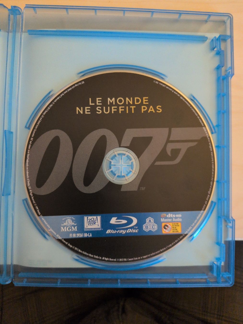 Alle DVDs: Blu-ray 007: Le Monde ne suffit pas – Neu (gemäss Beschreibung) aus Gland von Kyostal 2