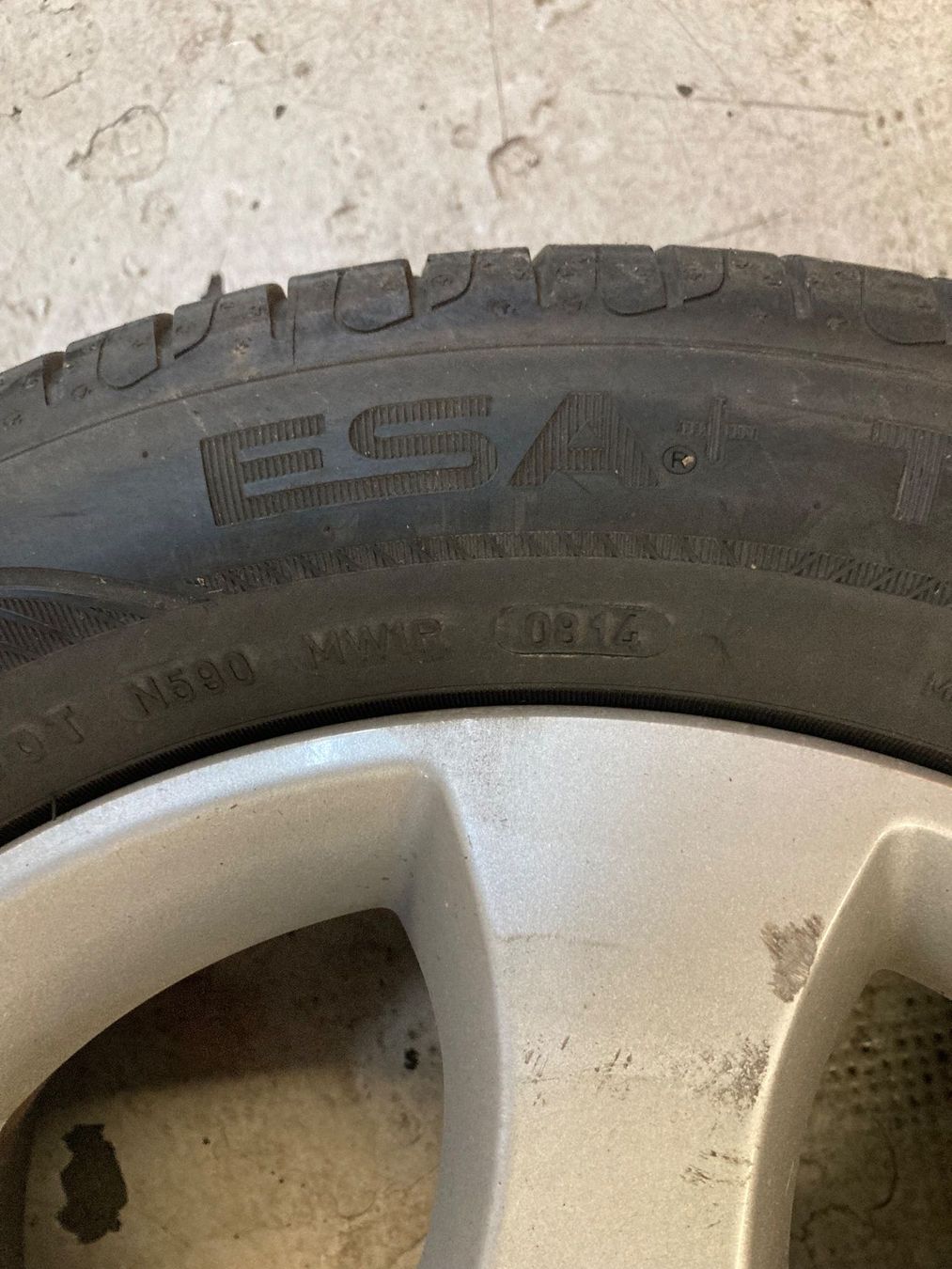 Suzuki Pneus & Roues: Suzuki Swift Sommerräder – D'occasion à Zullwil par Jeep-Toledo 2
