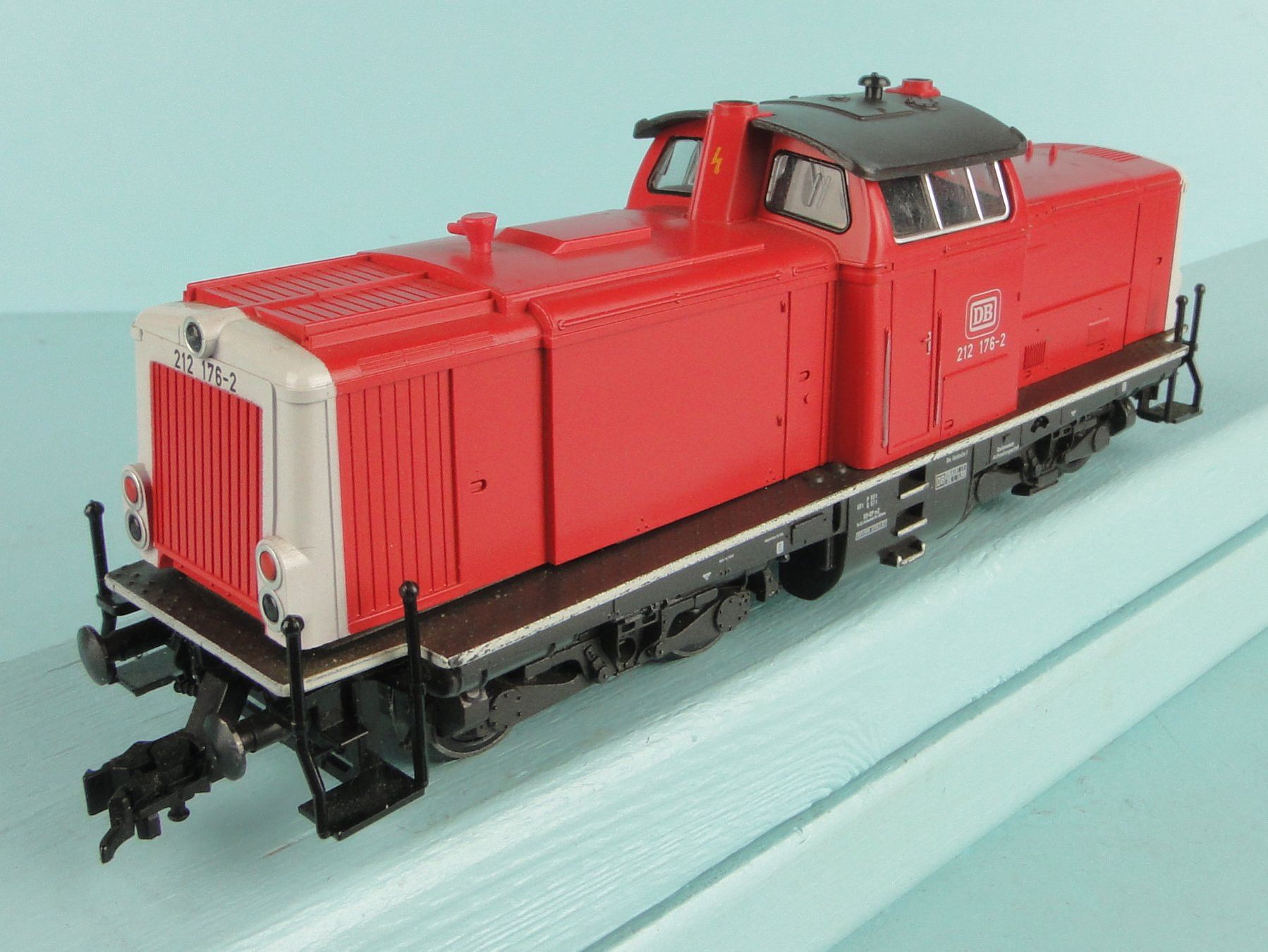 Fleischmann Modellini di ferrovie: Fleischmann BR 212, Kurzkupplung – Usato da Bülach venduto da cann11 1