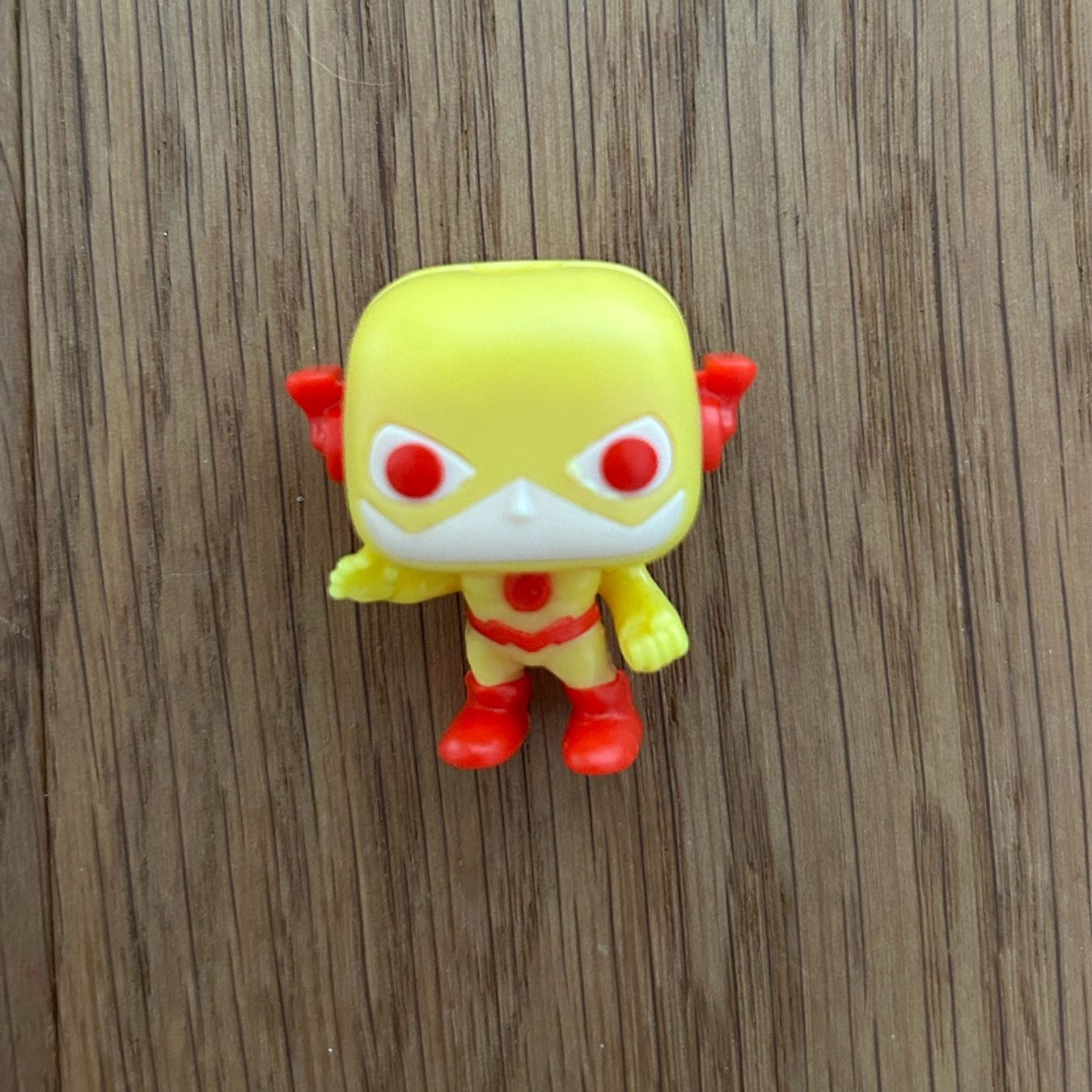 Giocattoli: Kinder Joy DC Funko Pop Reverse Flash – Nuovo (secondo la descrizione) da Büron venduto da anneetoli
