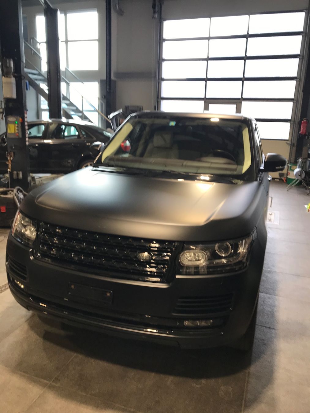 Land Rover Autos: Range Rover, Mattschwarz – Gebraucht aus Dürnten von alindi68 8