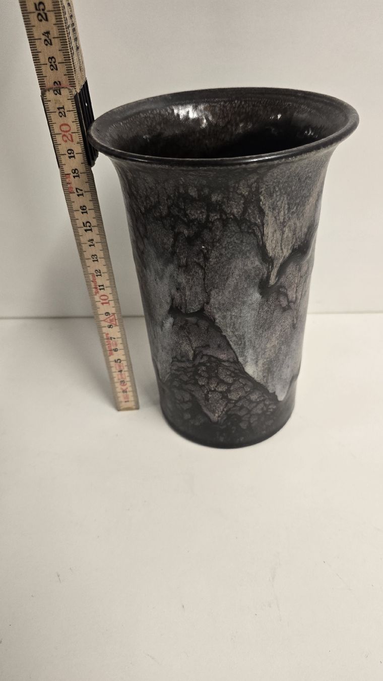 Vasi & Recipienti: Vase, schwarz-grau – Usato da Tuggen venduto da Santasbag 3
