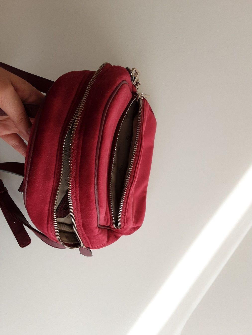 Guess Zaini: Guess Rucksack klein – Nuovo (secondo la descrizione) da Bern venduto da Javero 6