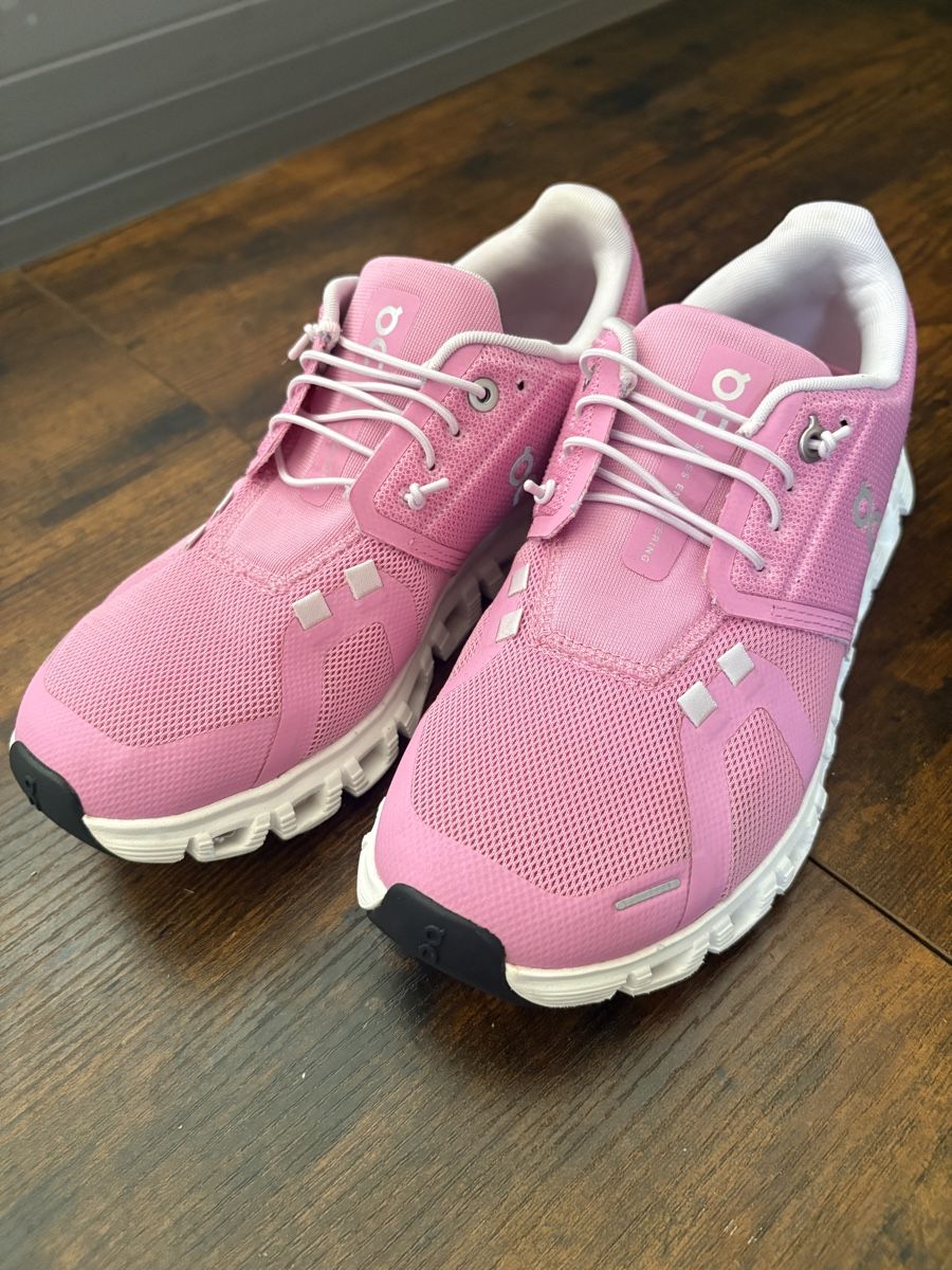 On Damenschuhe: On Schuhe Pink 38.5 – Neu (gemäss Beschreibung) aus Ehrendingen von suurrlii