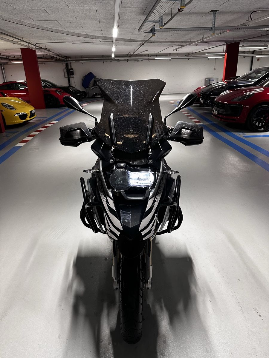 BMW Strada: BMW r1200 GS – Usato da Versoix venduto da ukt_vp7v