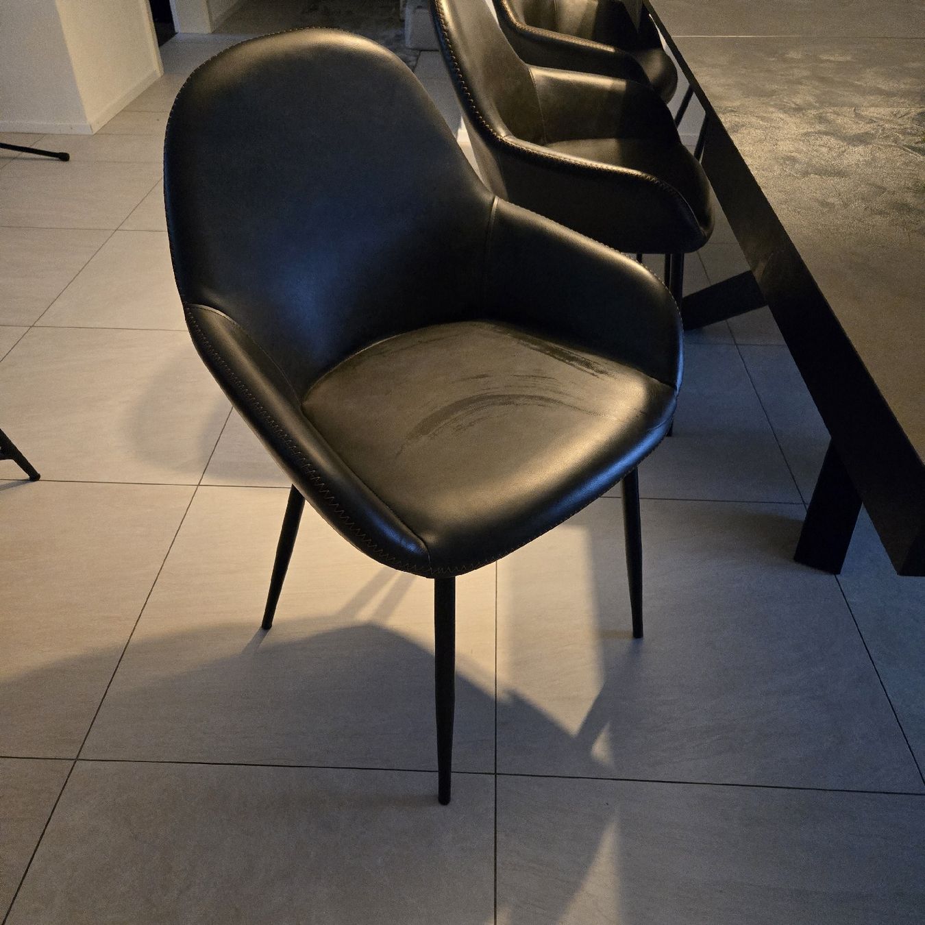 Set di tavolo e panche: Esstisch mit 6 Stühlen – Usato da Oftringen venduto da Zey-Schmuck 4
