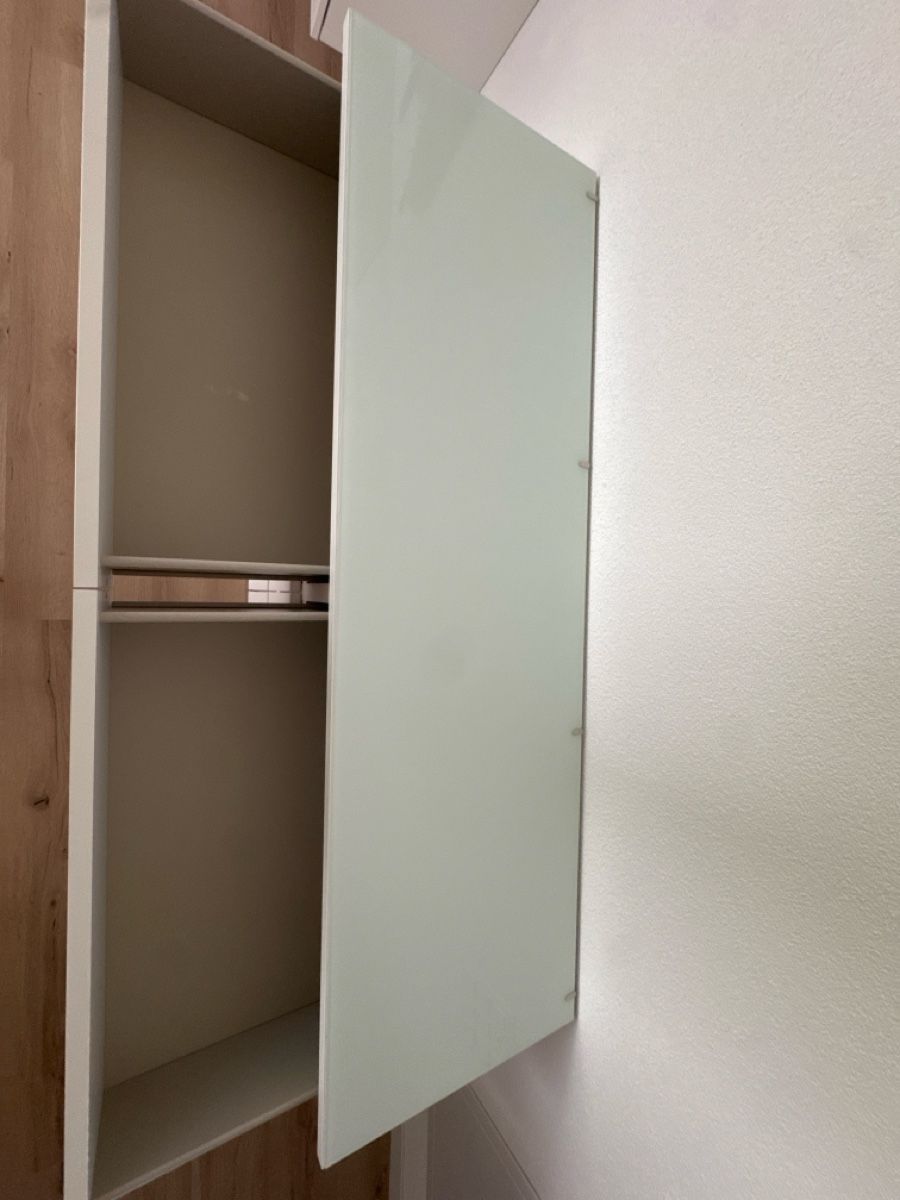 Ikea Kommoden: Kommode Malm weiss mit Glasfront 6 Schubladen  – Gebraucht aus Menziken von Ranma 1