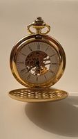 Montre de poche dorée intemporelle