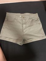 H&M Khaki Shorts, Grösse 170, Top Zustand für den Sommer!