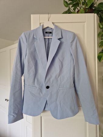 Hellblauer Blazer, C&A, Gr. S