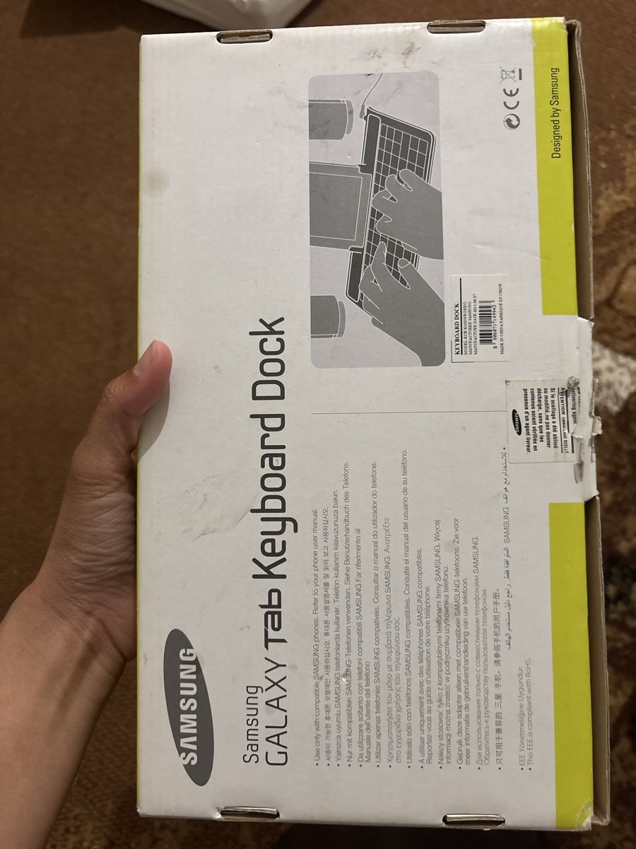 Samsung Tastiere: Samsung Galaxy Tab Keyboard Dock – Difettoso da Confignon venduto da Second_Hand_Ch 2