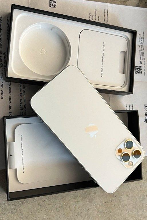 Apple Handys / Smartphones: iPhone 12 Pro (256GB) Akku 100% – Gebraucht aus Luzern von Waince786 1