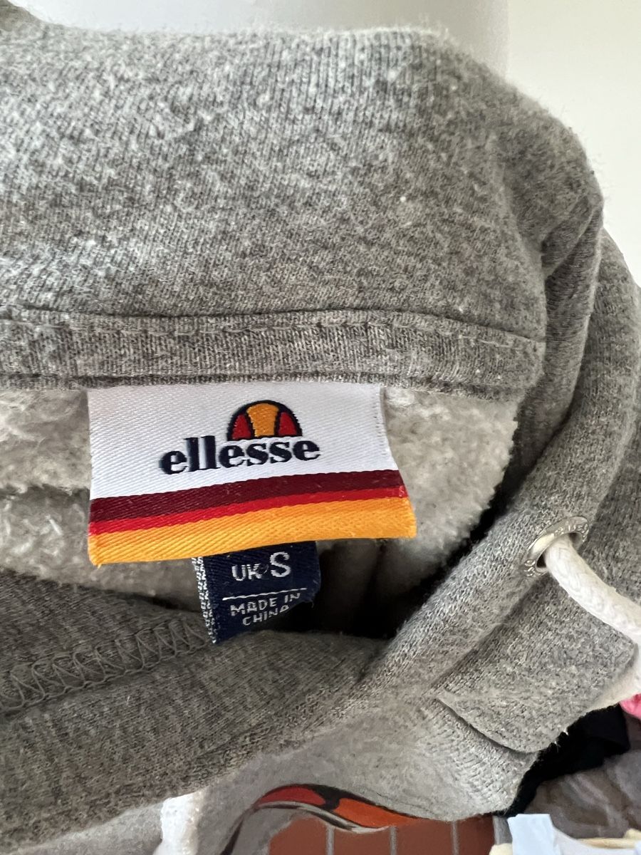 Pullover & Sweatshirts: Ellese Pullover Gr.M – Gebraucht aus zürich von kira.jj 1