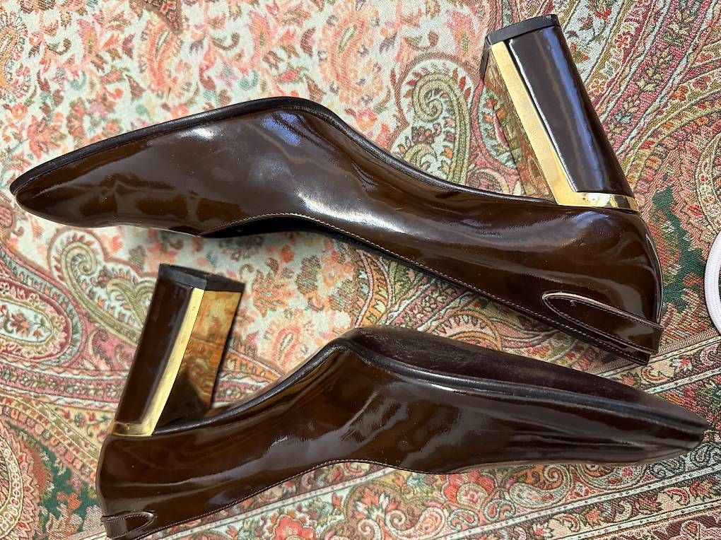 Chaussures femmes: Chaussures Boutique King – D'occasion à Aurigeno par nkj_6kgj 2