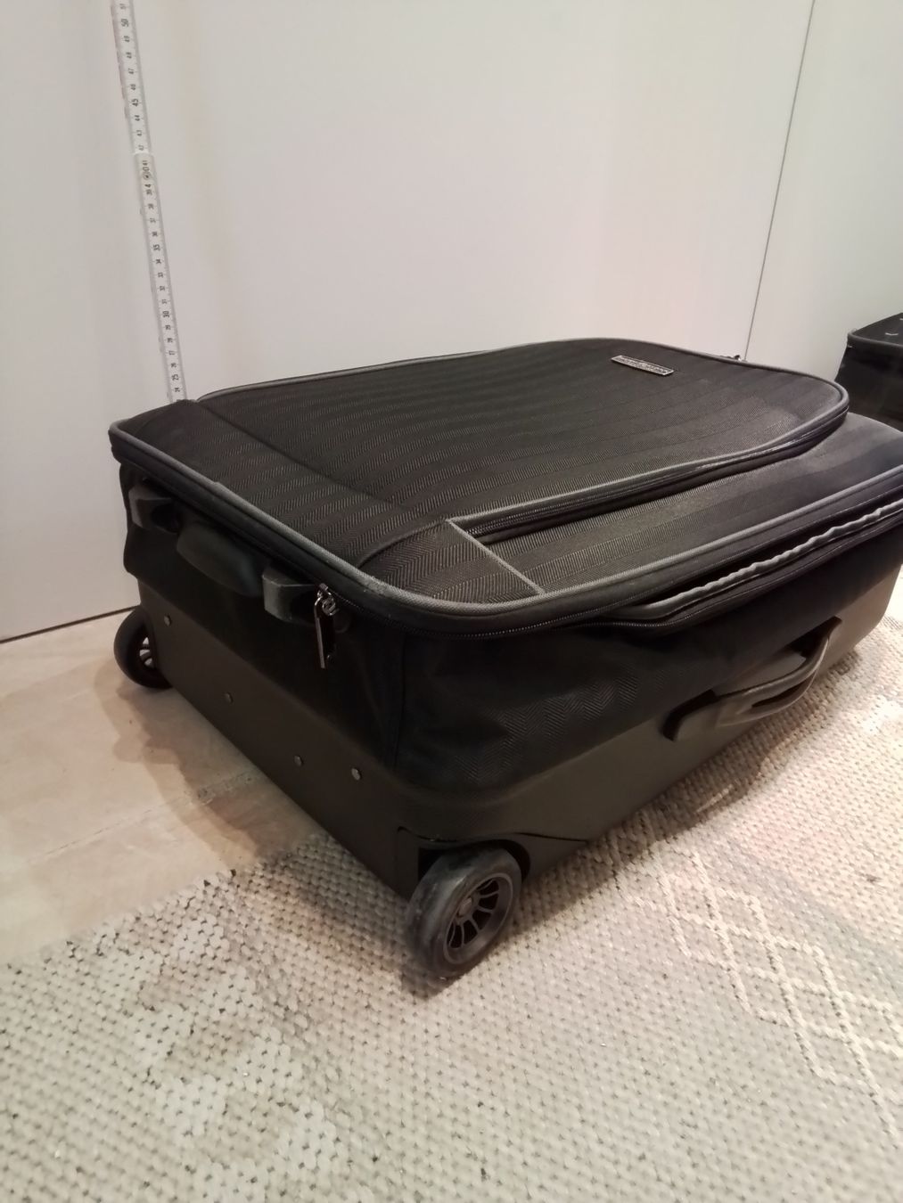 Reisekoffer: Rollkoffer ROYAL CLASS TRAVEL LINE – Gebraucht aus Zofingen von Loop_ReSale 3