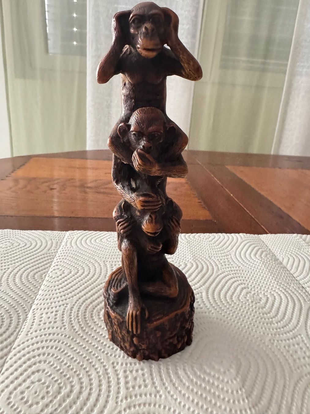 Statuette: Figuren / Affenturm  +  Figur / Hund – Nuovo (secondo la descrizione) da Niederbipp venduto da Jenny035