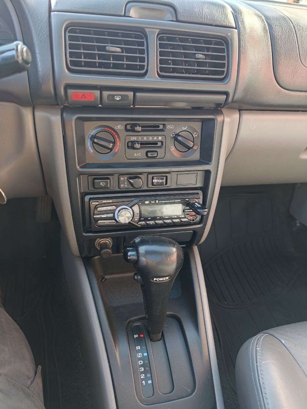 Subaru Automobili: Subaru Forester S Turbo AWD Automatico – Usato da Cadenazzo venduto da LuismacchineSagl 9