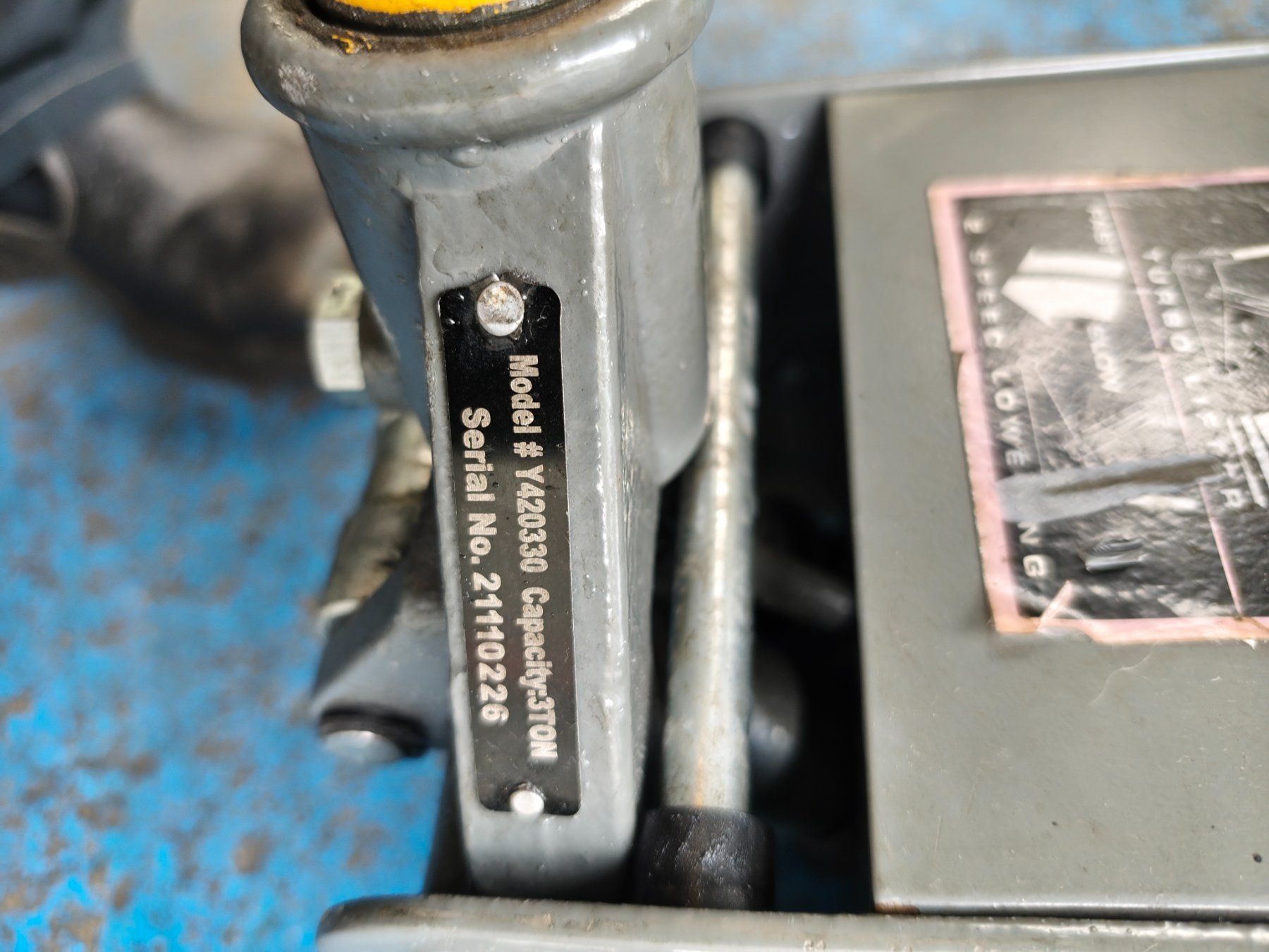 Tous les outils: Wagenheber Winntec 2T – D'occasion à Meilen par Rob81 1