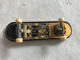 Tech Deck Skateboard Fingerskate Element