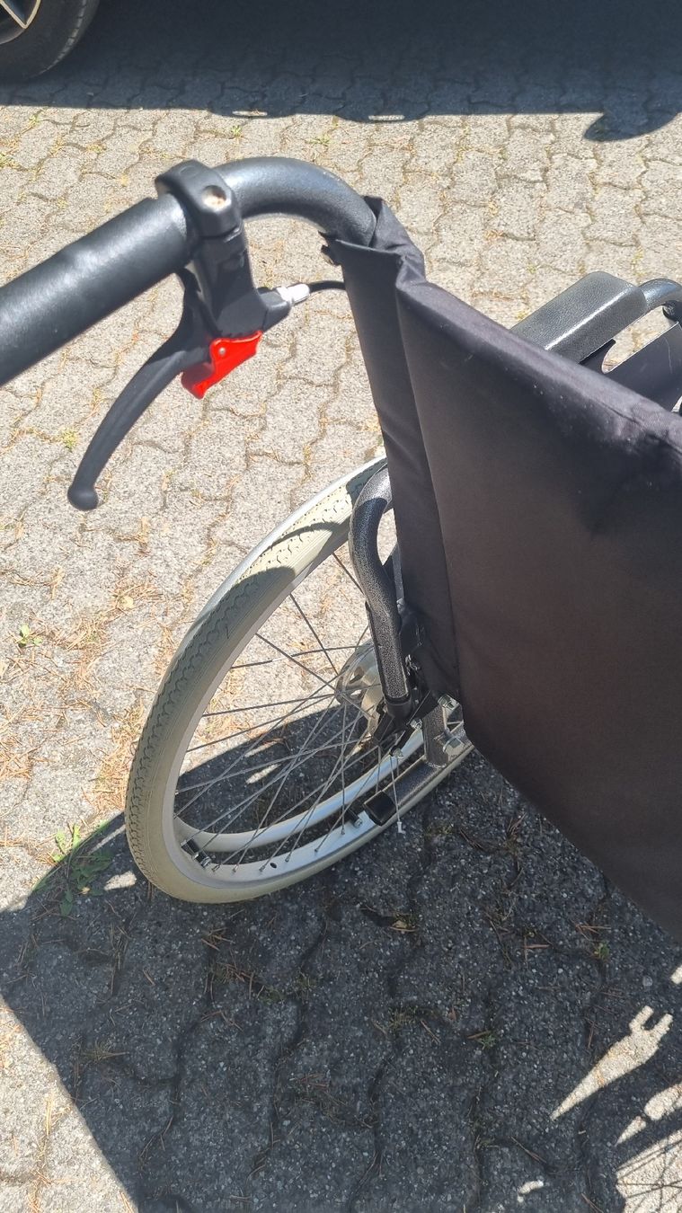 Sedie a rotelle: Rollstuhl  – Usato da Matzingen venduto da Beatstar 3