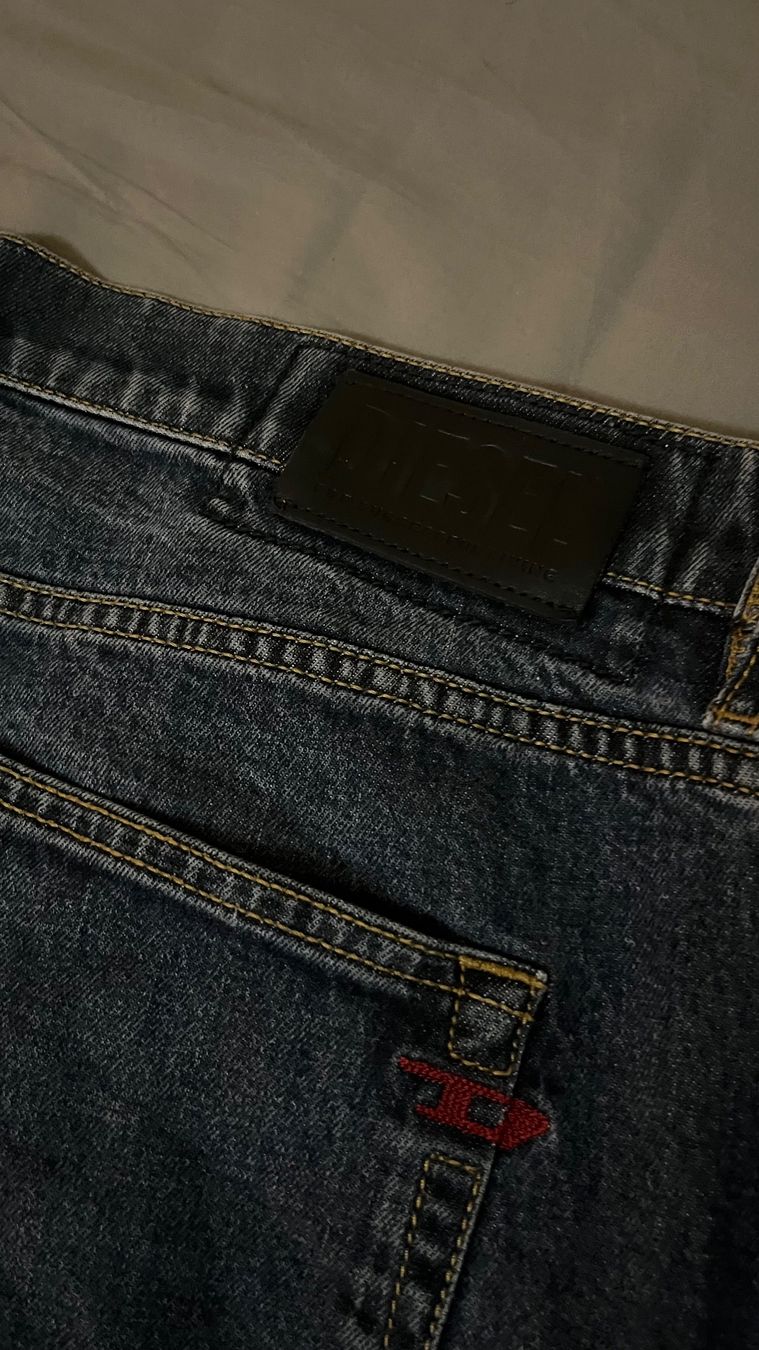 Diesel Jeans: Diesel Jeans – D'occasion à Oberengstringen par em2k 2