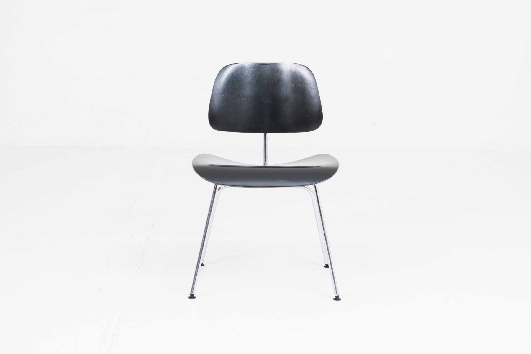Herman Miller Sedie: Herman Miller / Vitra DCM Stuhl von Eames in Schwarz – Usato da Zürich venduto da STUZH38 1