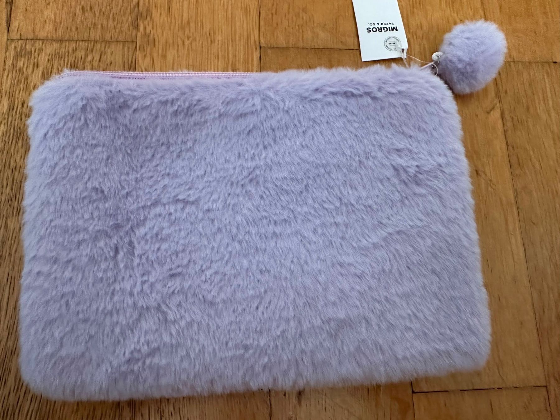 Kosmetikkoffer: Plüsch-Necessaire neu – Neu und originalverpackt aus Bern von womiman 1